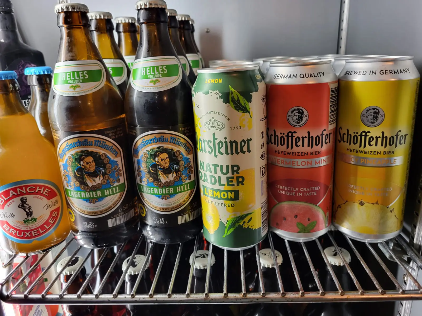 cans Ye Olde House Hull Bar